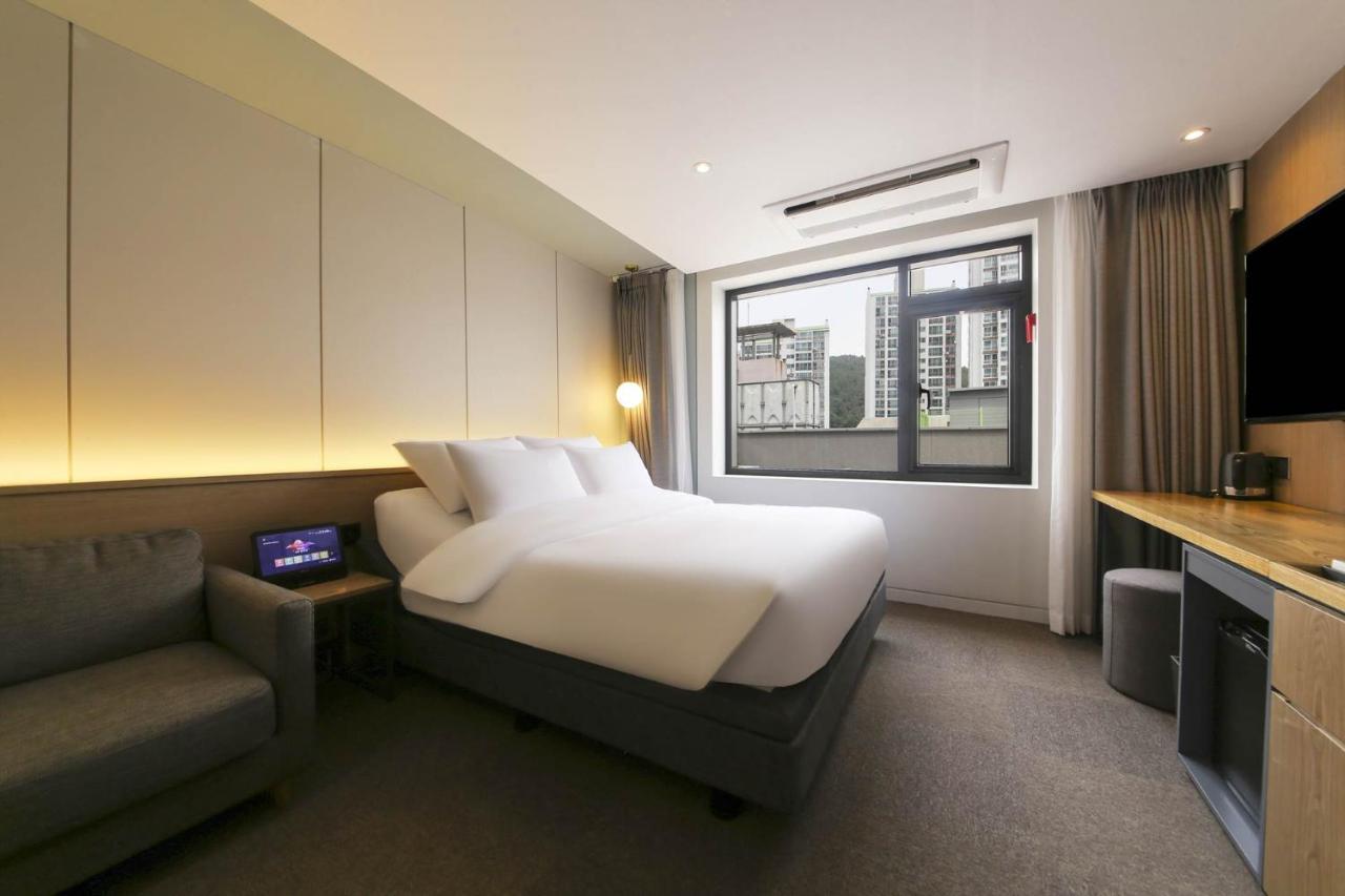 בוסאן Haeundae The Van Hotel חדר תמונה