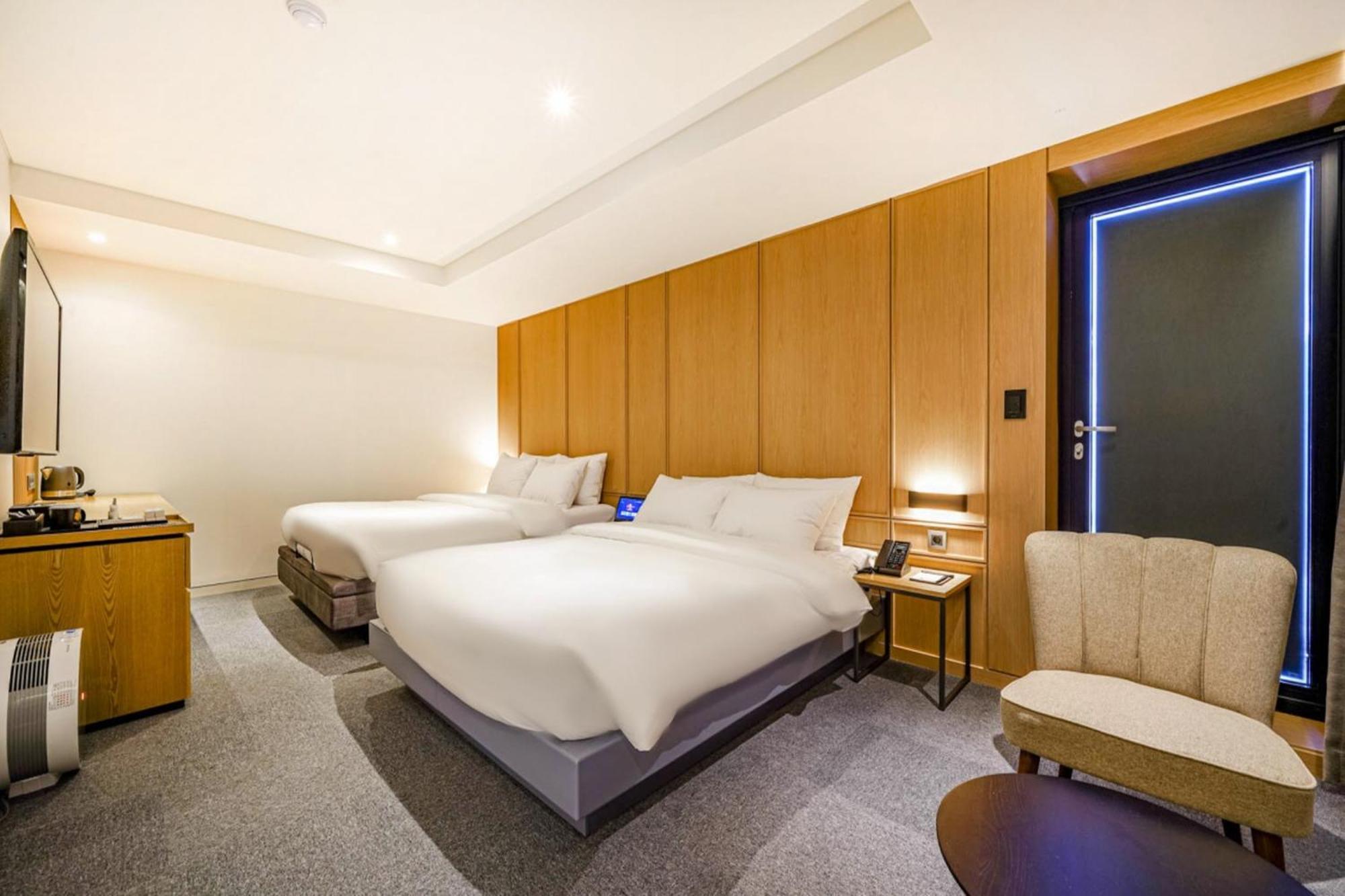 בוסאן Haeundae The Van Hotel מראה חיצוני תמונה
